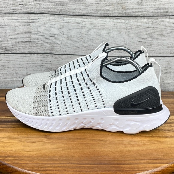 Sepatu Nike Phantom Run Flyknit White Sepatu Nike React Women'